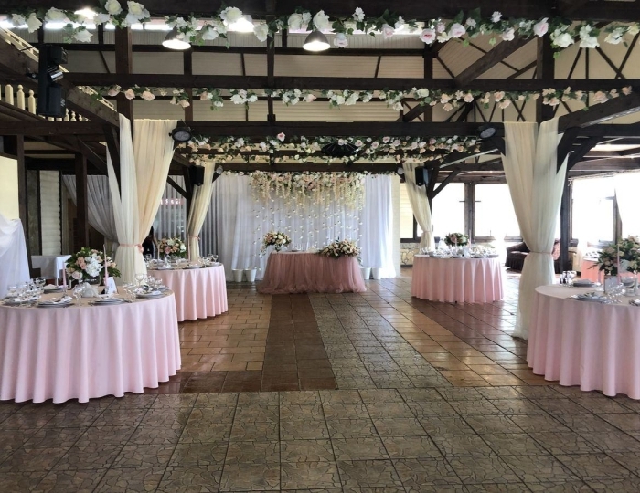 Банкетный зал «Большая медведица» - Загородный клуб «Медвежьи Озера»