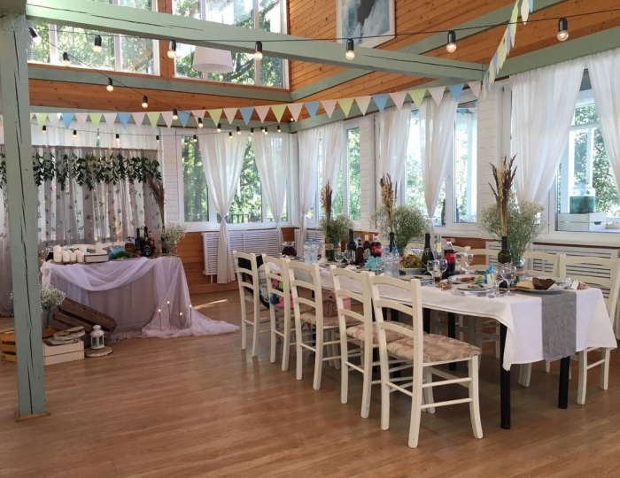 Банкетный зал «Малая медведица» - Загородный клуб «Медвежьи Озера»