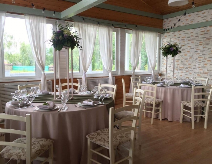 Банкетный зал «Малая медведица» - Загородный клуб «Медвежьи Озера»